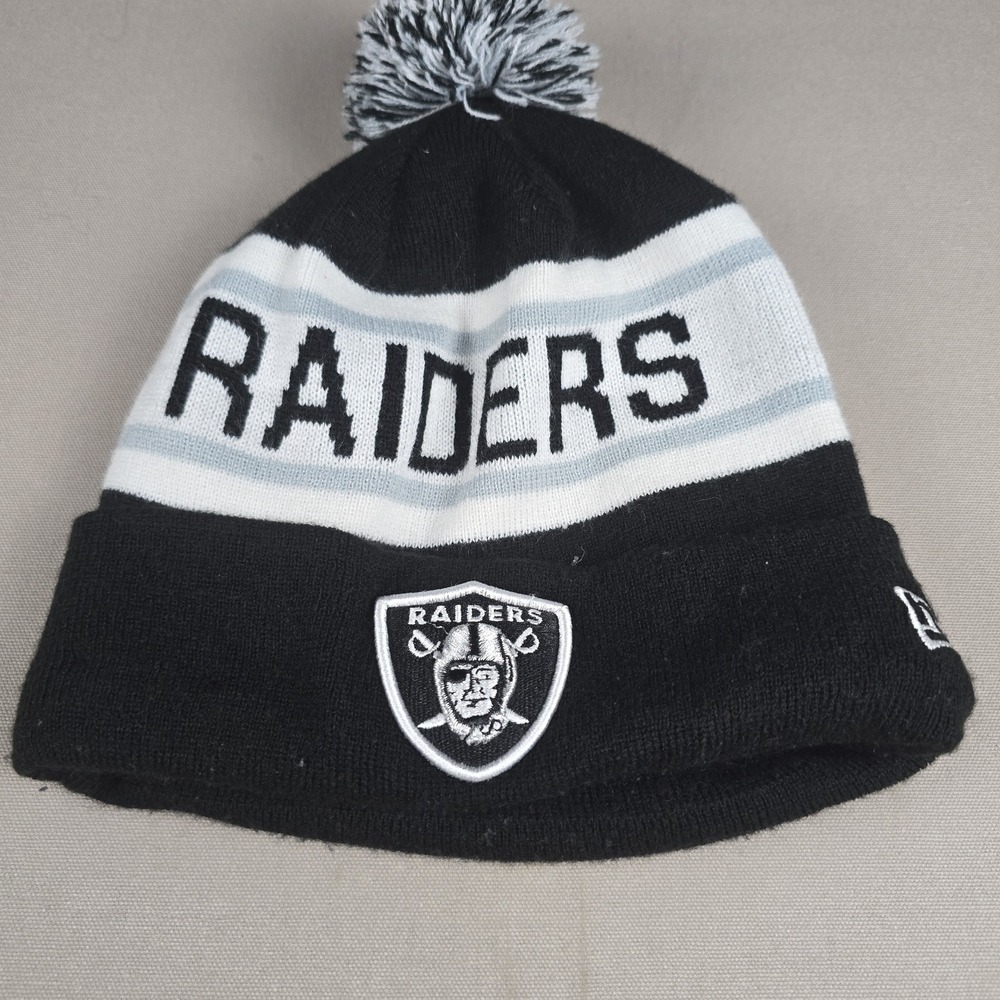 New Era NFL Las Vegas Raiders Knit Pom Beanie Hat Cuffed Fleece Lined Striped